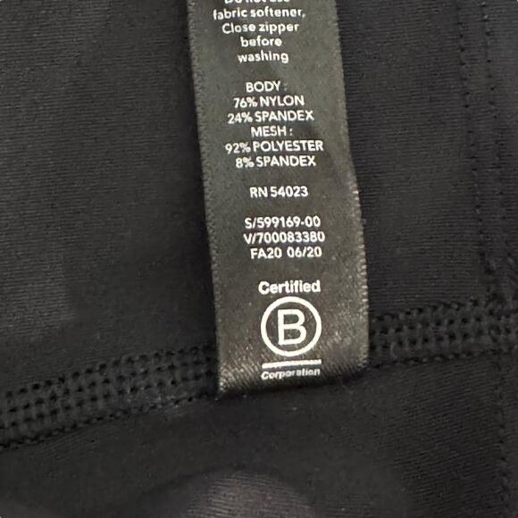 Alllyson Felix x Athleta Black Leggings Size XL Legend Mesh 599169‎ - Picture 10 of 11